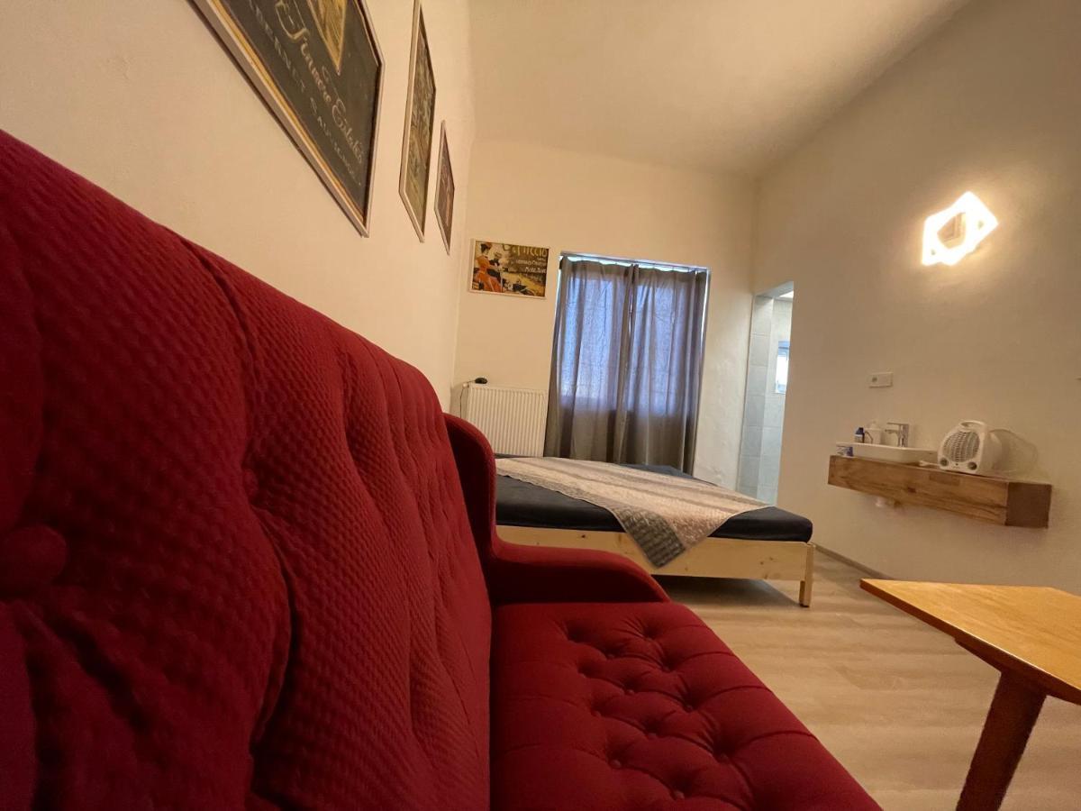 Red&Black Apartment City Centr, Na Hradbach 118 Ostrava Exterior photo