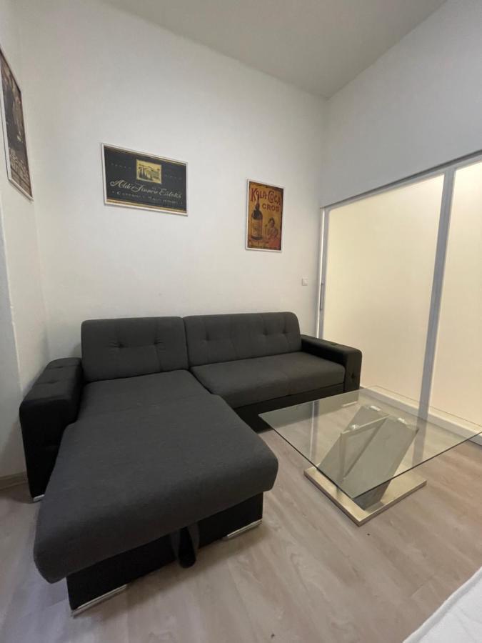 Red&Black Apartment City Centr, Na Hradbach 118 Ostrava Exterior photo