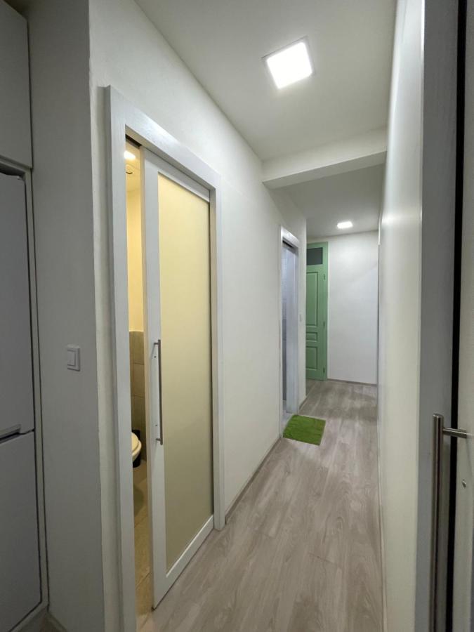 Red&Black Apartment City Centr, Na Hradbach 118 Ostrava Exterior photo
