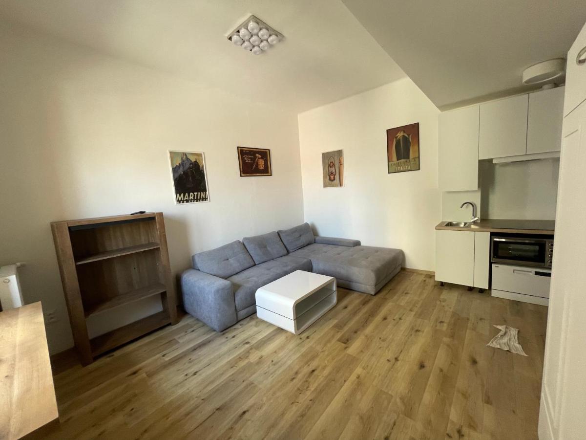 Red&Black Apartment City Centr, Na Hradbach 118 Ostrava Exterior photo
