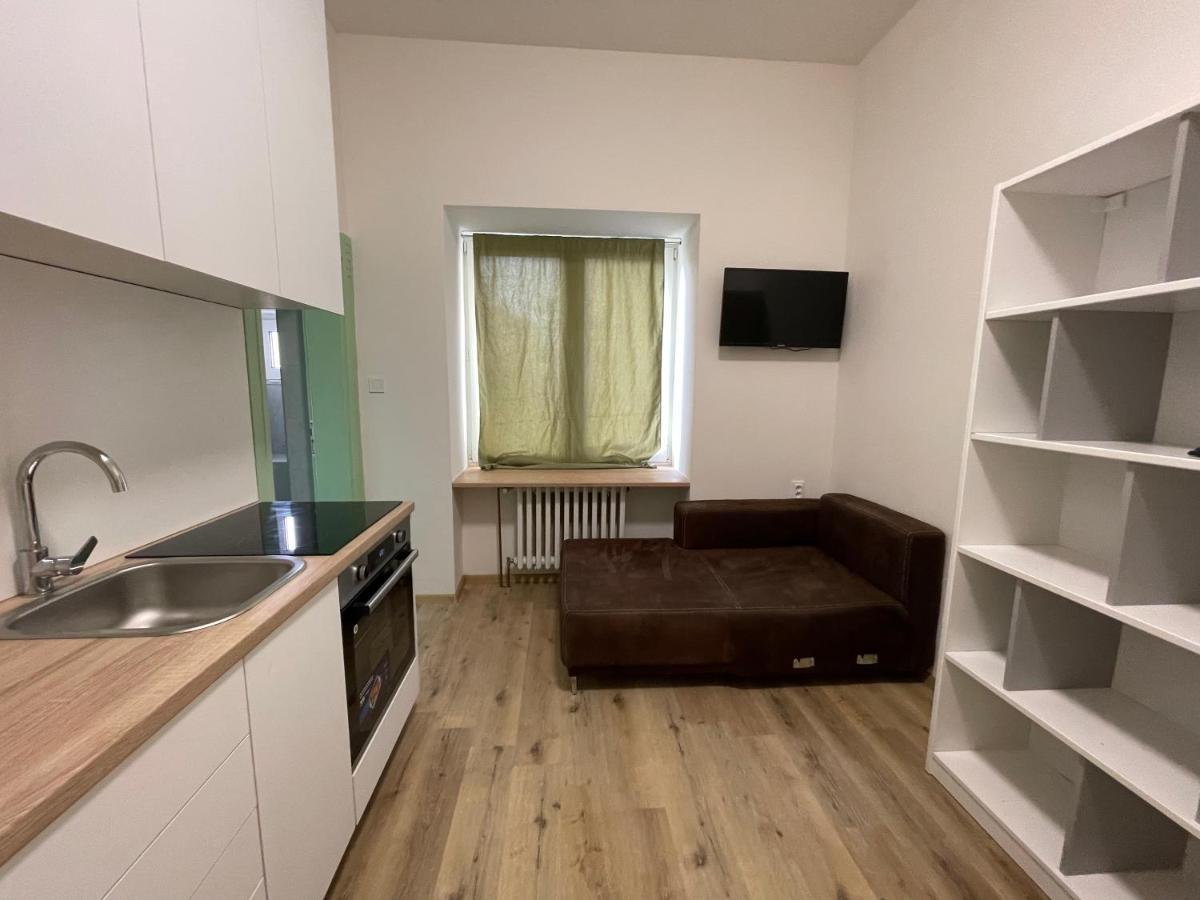 Red&Black Apartment City Centr, Na Hradbach 118 Ostrava Exterior photo